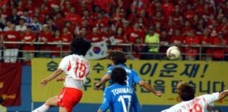 Ан Юн Хван выпрыгнул выше, чем итальянский защитник, и забил гол, выведший соорганизаторов Кубка мира в четвертьфинал.